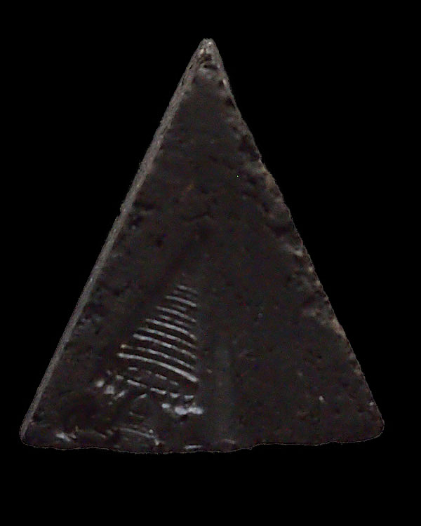 พระประธานวัดระฆังพิมพ์สามเหลี่ยม เจ้าคุณเที่ยง วัดระฆังฯ กรุงเทพฯ ปี ๒๕๐๗ สร้างจากเนื้อดินหุ่นหรือดิ