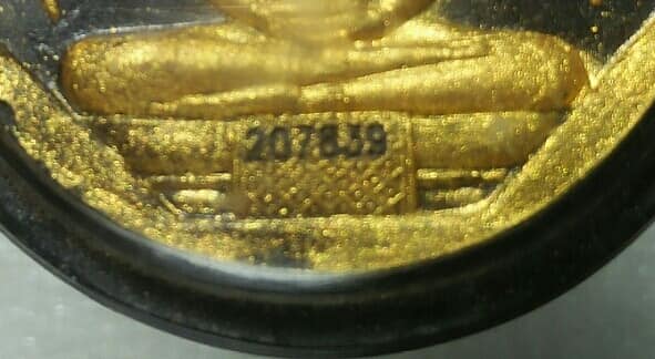 พระผงหลวงพ่อโสธร รุ่นทองประทาน เลี่ยมพลาสติก 