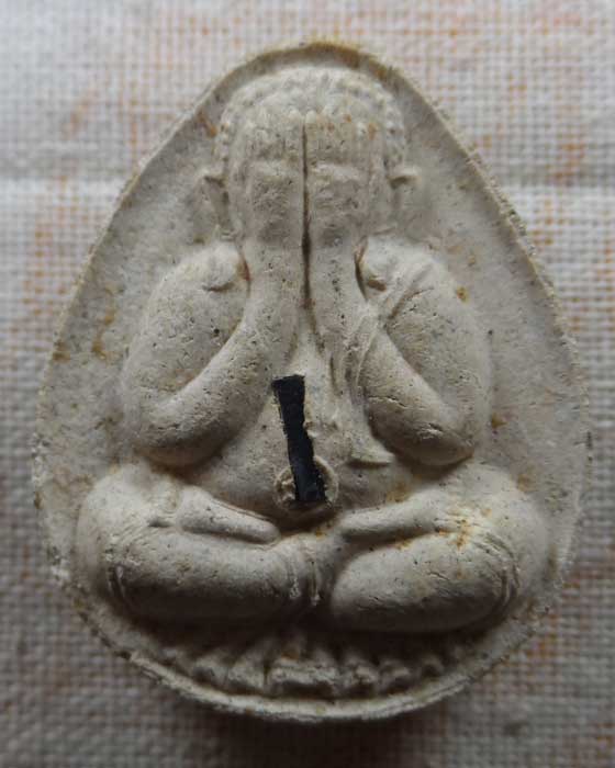 พระปิดตาปลดหนี้ หลวงพ่อเปิ่น วัดบางพระ จ.นครปฐม 