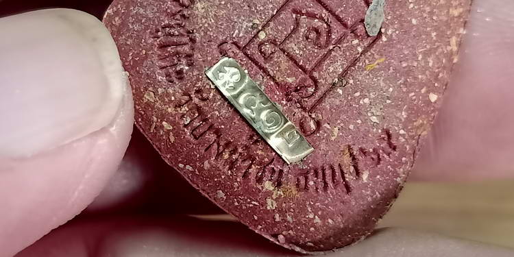 พระปิดตา ปลดหนี้ บูชาครู หลวงพ่อนงค์ (ลูกศิษย์หลวงปู่โต๊ะ) วัดบางน้ำชน เขตธนบุรี จ.กรุงเทพ ปี 2565 