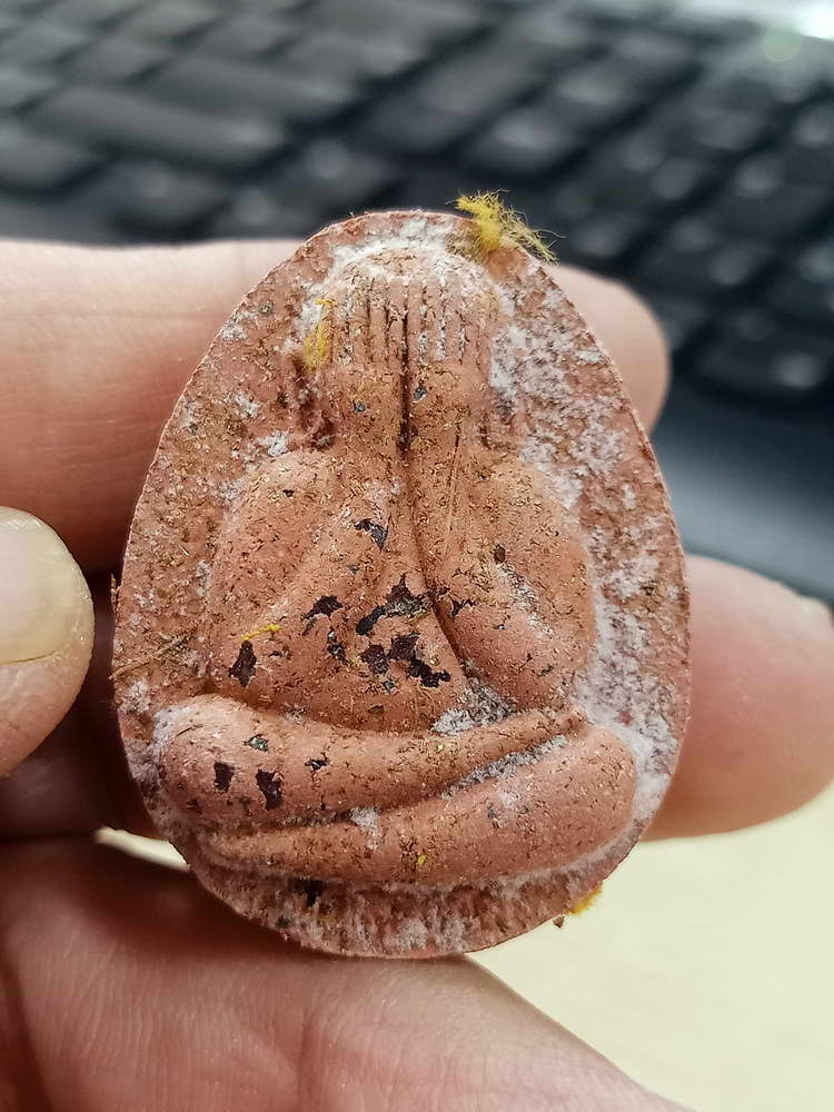 4-565 พระปิดตาจัมโบ้ ปลดหนี้ 2 ไตรมาส หลวงพ่อพัฒน์ วัดห้วยด้วน นครสวรรค์ 2564 เลข 493 กล่องเดิม