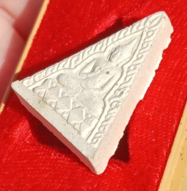 พระผงอรหัง "หลวงพ่อลำเจียก" วัดศาลาตึก นครปฐม